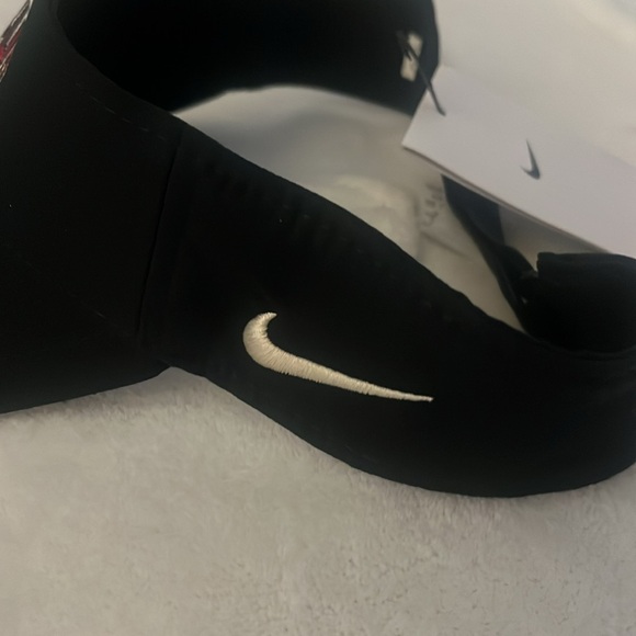 Nike Diamondbacks Visor - Picture 2 of 3
